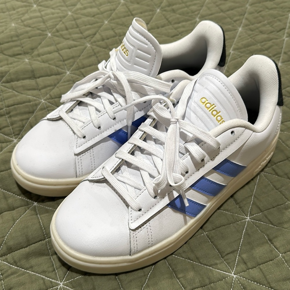 Adidas Grand court sneakers